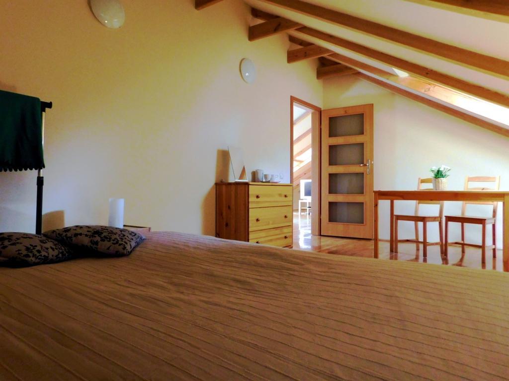 Strzegom Apartament-Pokoje Apartment Bagian luar foto