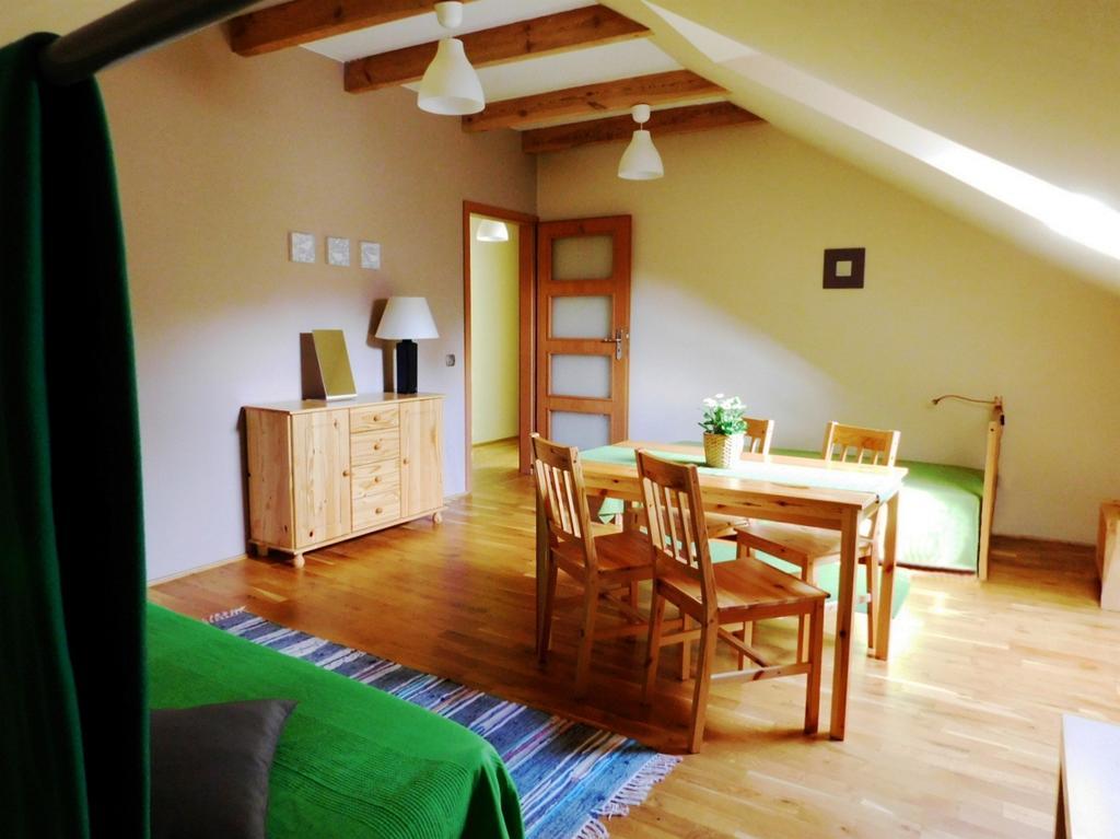 Strzegom Apartament-Pokoje Apartment Bagian luar foto